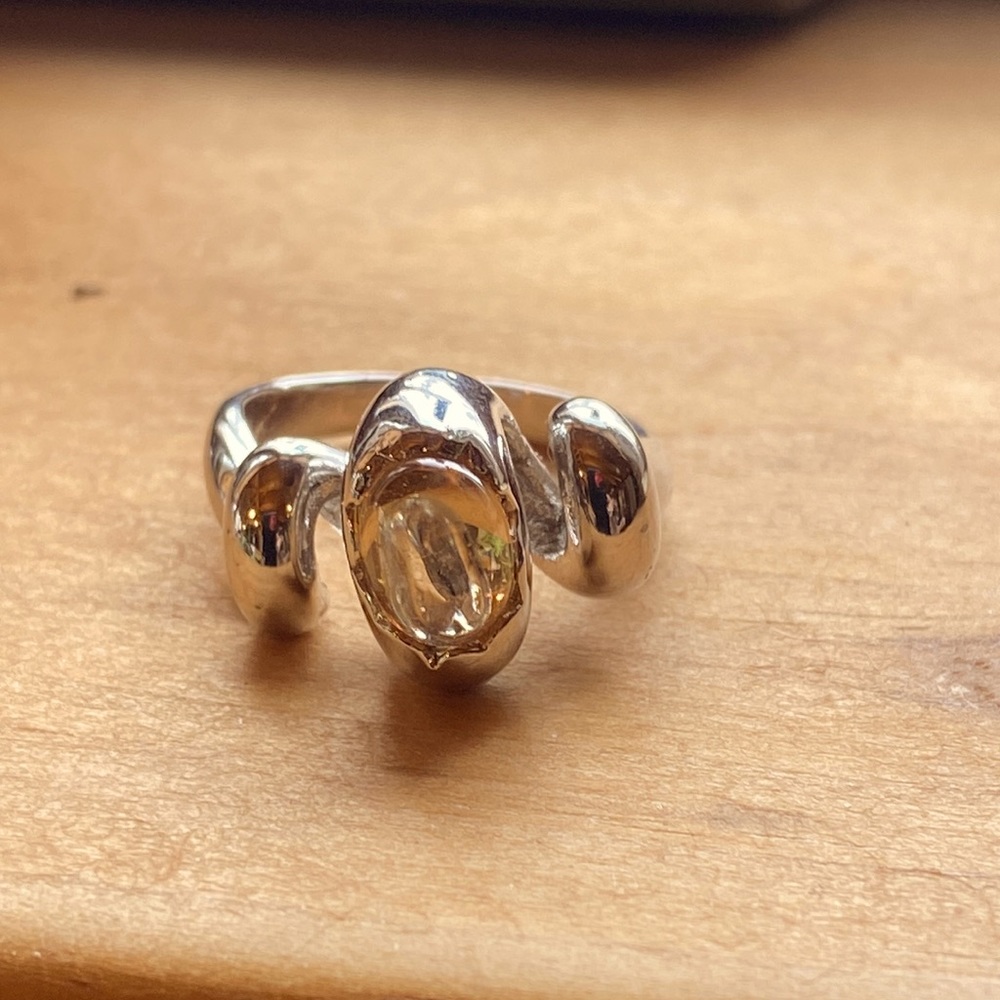 Sterling, silver and citrine Ring🌺
